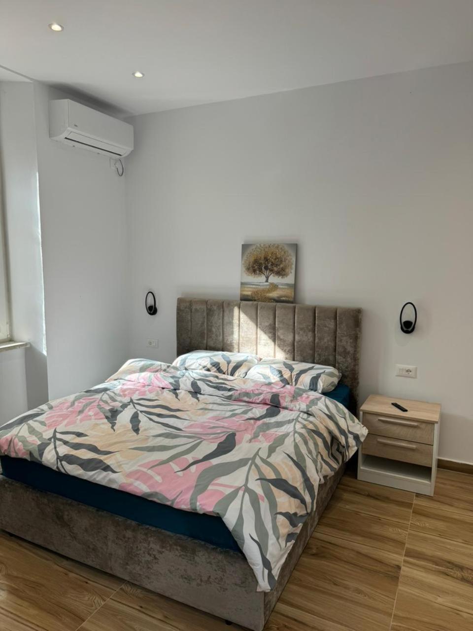 Vila 21 At Blloku Area Тирана Екстериор снимка