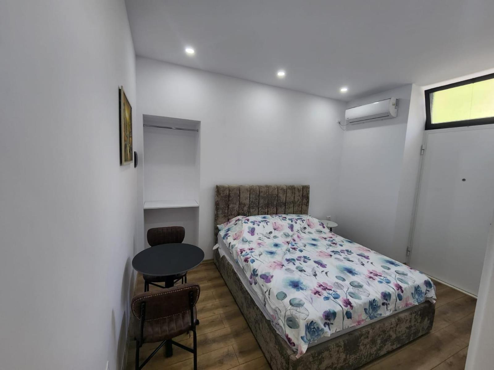 Vila 21 At Blloku Area Тирана Екстериор снимка