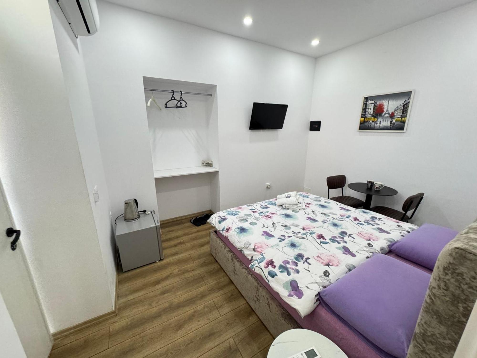 Vila 21 At Blloku Area Тирана Екстериор снимка